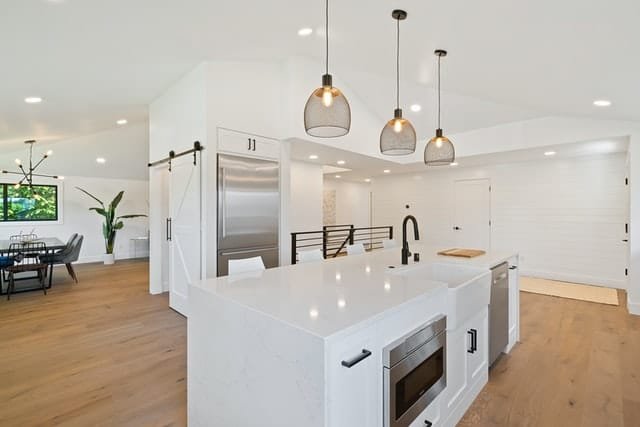 kitchen 4.jpg